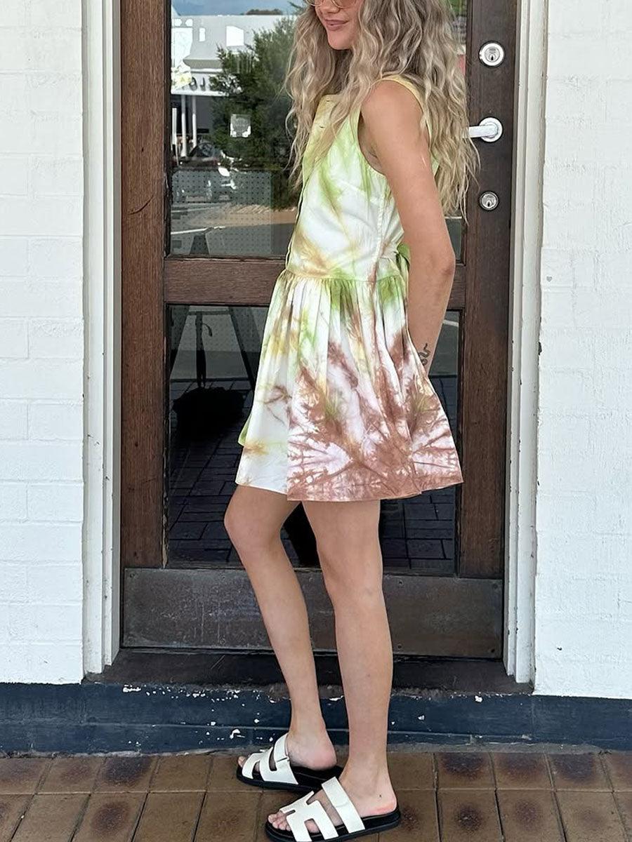 Sleeveless tie-dye printed mini dress