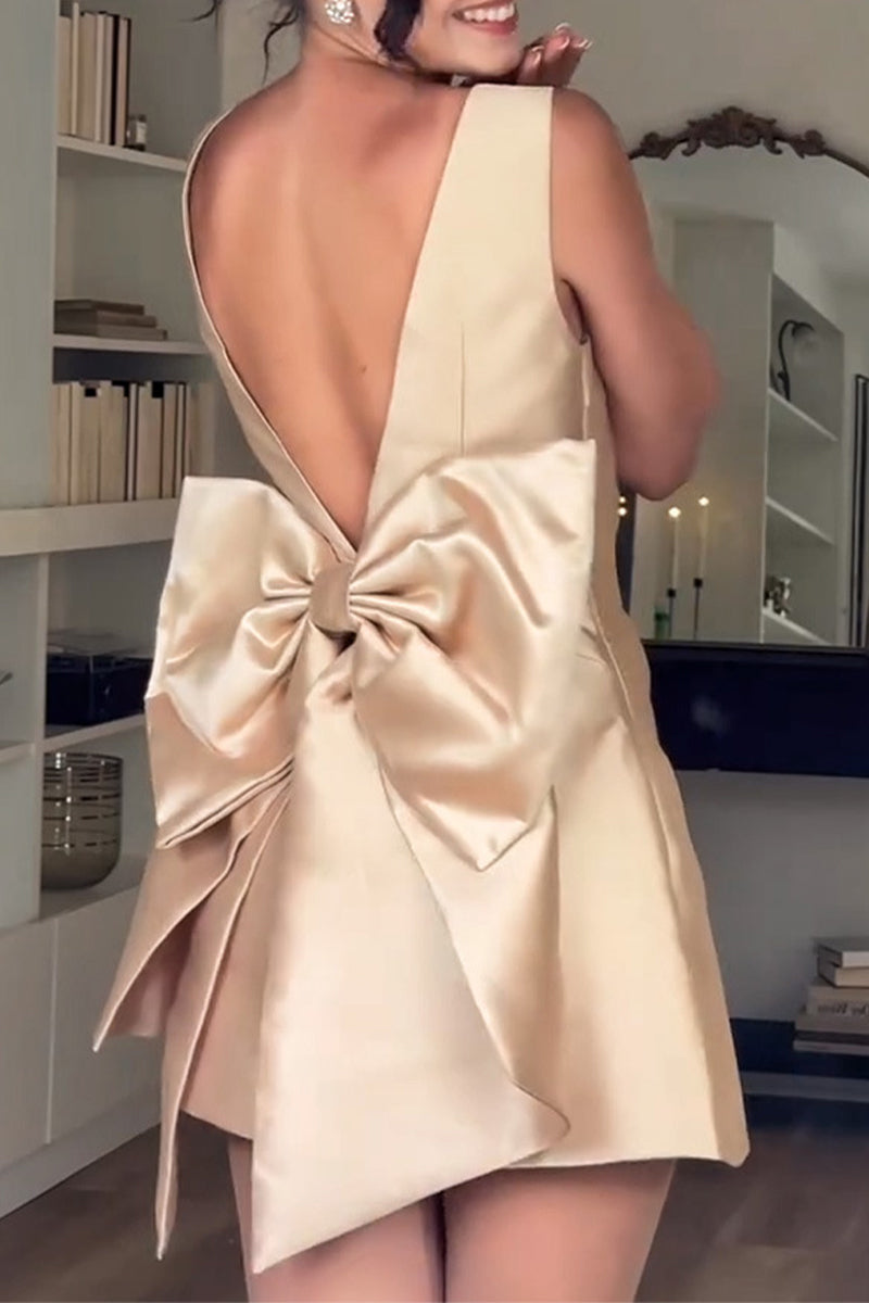 Backless Bow Decor Square Neck Sleeveless Dresses