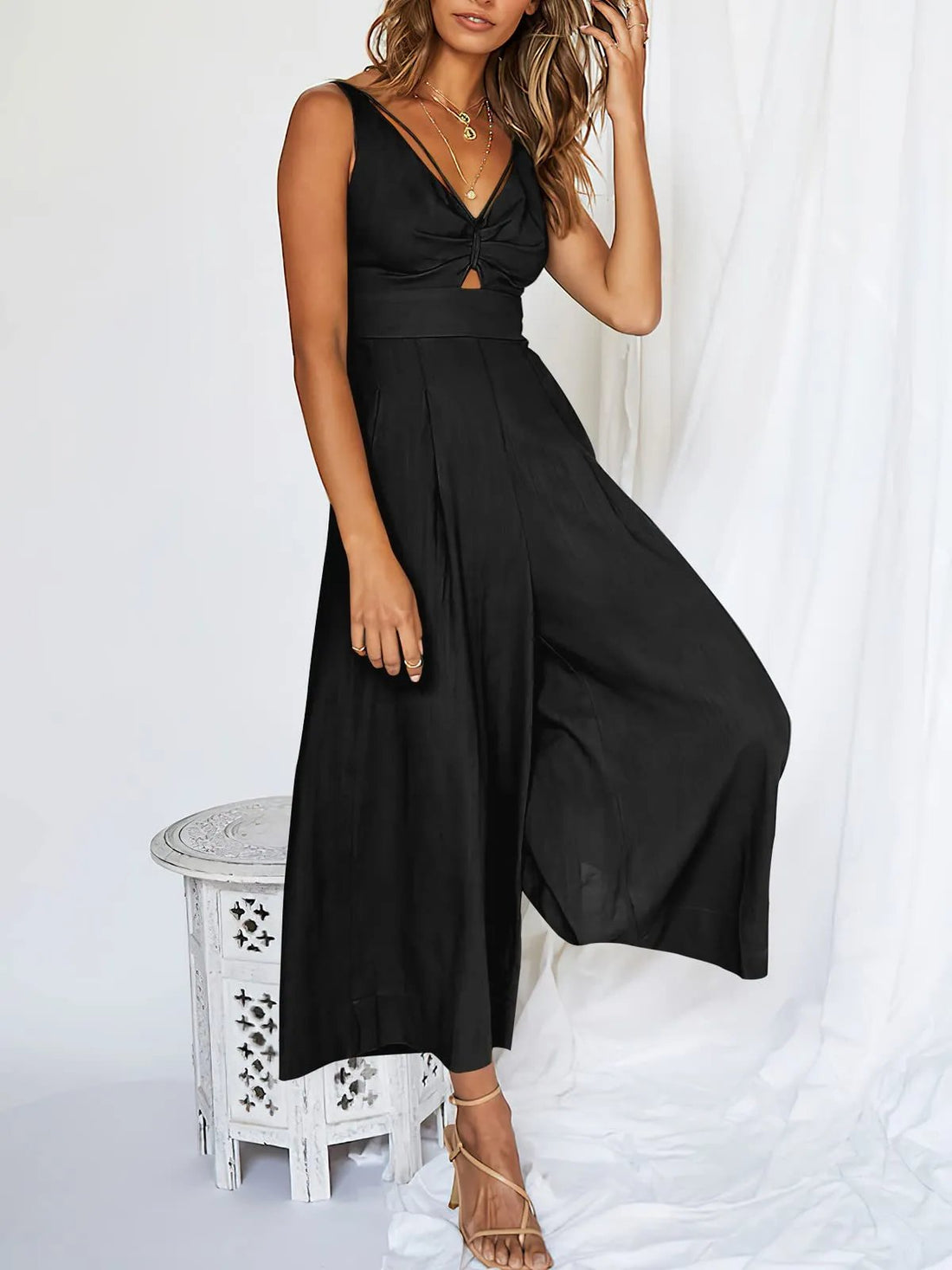 2024 Summer V Neck Cutout High-Waist Rompers