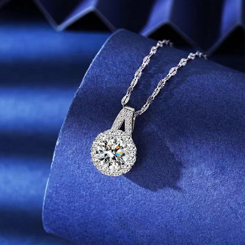 S925 Sterling Silver Moissanite Sunflower Pendant Necklace