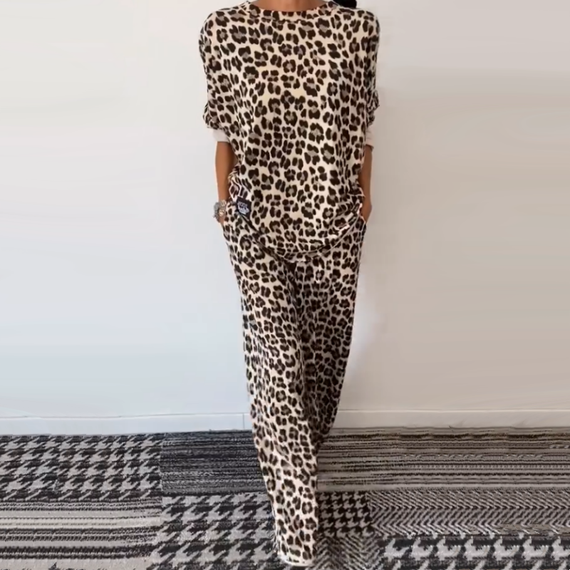 Round-Neck Leopard Print Tops ＆ Pants Two-Piece Set