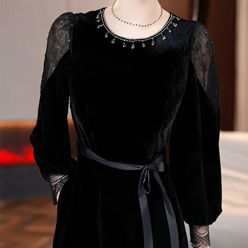 Women's Elegant Lace Patchwork Velvet Dress