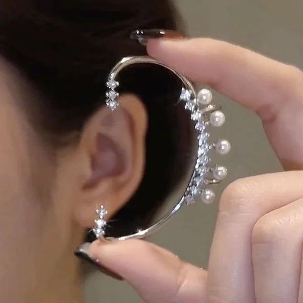 White Pearl Non-Piercing Clip Earrings