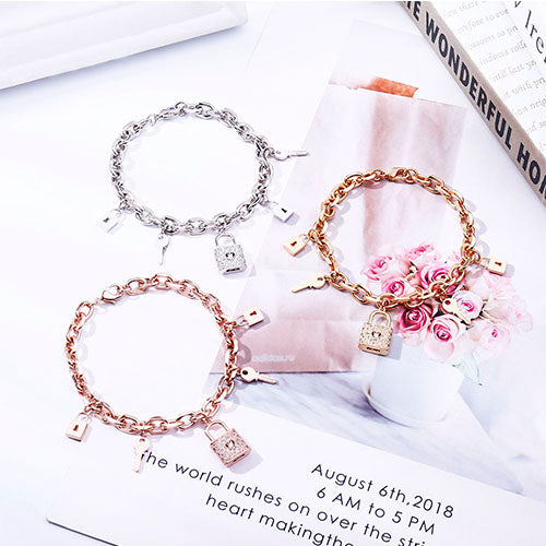 Trendy Goth Lock Key Pendant Bracelets For Women
